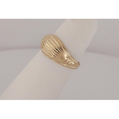 Vintage Tiffany & Co Pinky Ring in 14K Yellow Gold.